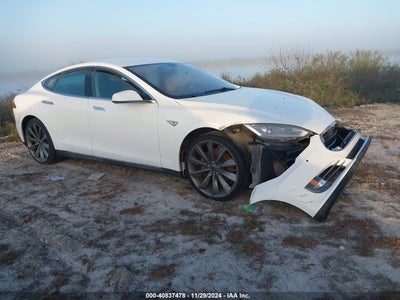 TESLA MODEL S 2014