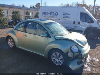 VOLKSWAGEN NEW BEETLE 2009