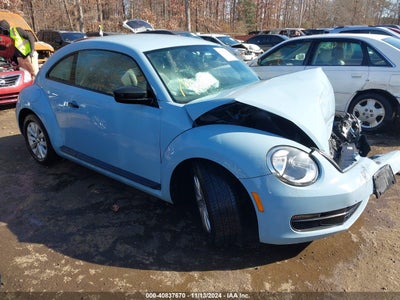 VOLKSWAGEN BEETLE 2015