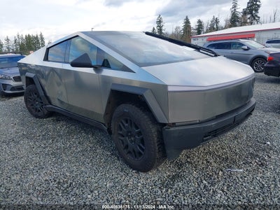 TESLA CYBERTRUCK 2024