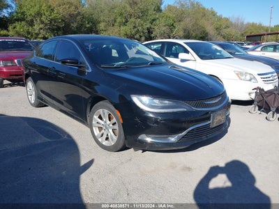 CHRYSLER 200 2015