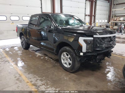 FORD F-150 LIGHTNING 2023