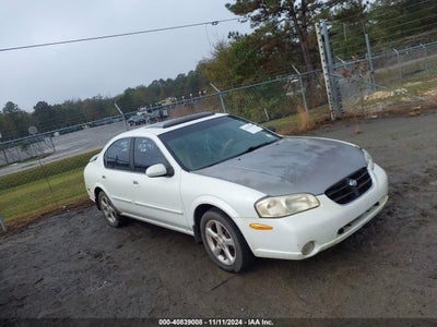 NISSAN MAXIMA 2000