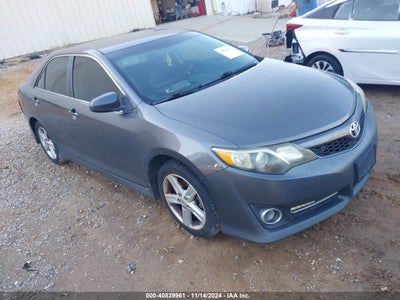TOYOTA CAMRY 2014