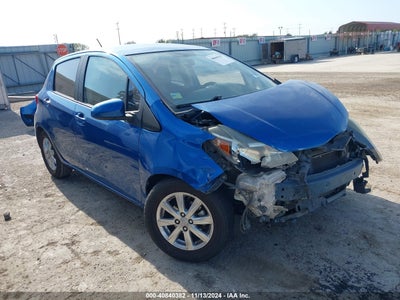 TOYOTA YARIS 2015