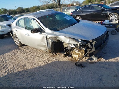 NISSAN MAXIMA 2011