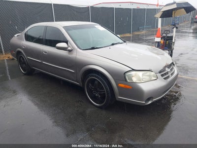 NISSAN MAXIMA 2000
