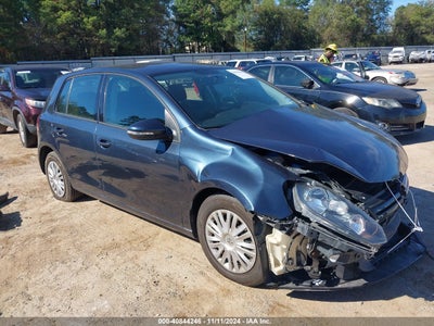 VOLKSWAGEN GOLF 2014
