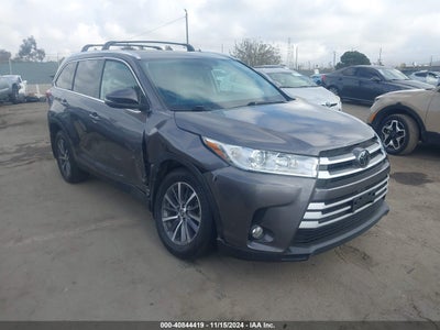 TOYOTA HIGHLANDER 2019