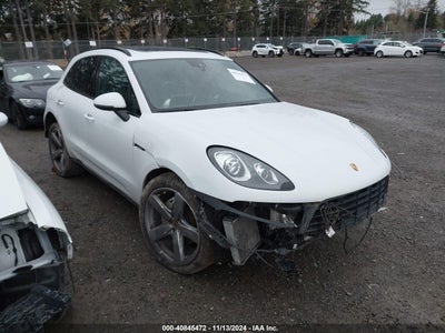 PORSCHE MACAN 2017