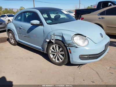 VOLKSWAGEN BEETLE 2013