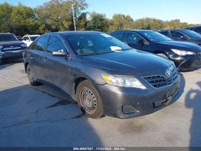 TOYOTA CAMRY 2011