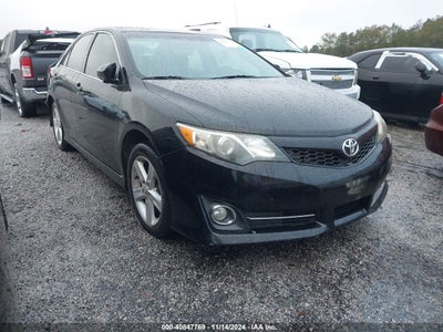 TOYOTA CAMRY 2013