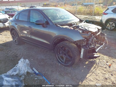 PORSCHE CAYENNE COUPE 2024