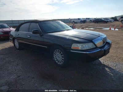 LINCOLN TOWN CAR 2003