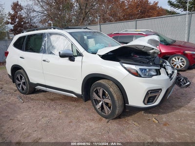 SUBARU FORESTER 2019