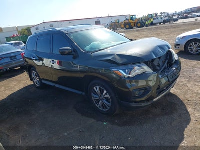 NISSAN PATHFINDER 2017