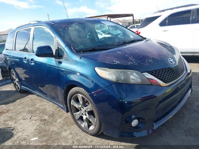 TOYOTA SIENNA 2011