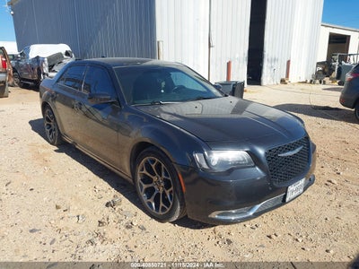 CHRYSLER 300 2018