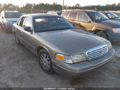 FORD CROWN VICTORIA 2004