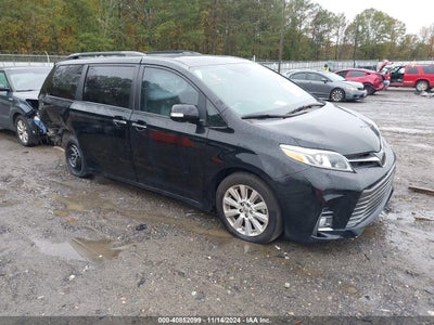 TOYOTA SIENNA 2020