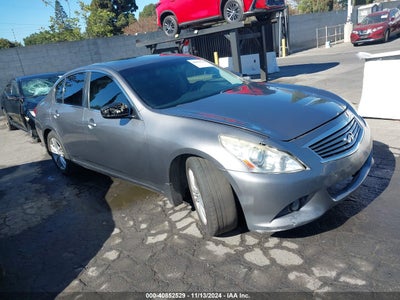 INFINITI G37 2013