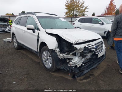 SUBARU OUTBACK 2016