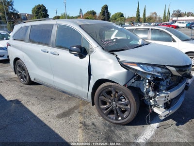 TOYOTA SIENNA 2023