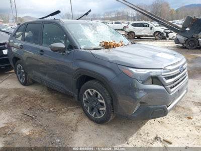 SUBARU FORESTER 2025
