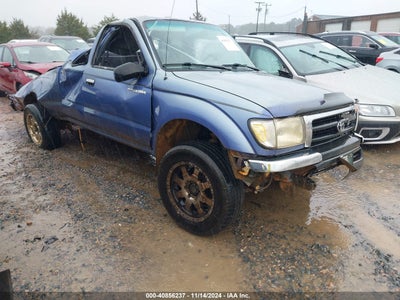 TOYOTA TACOMA 2000