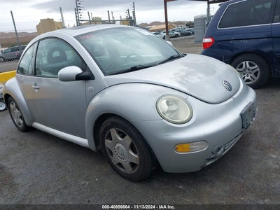 VOLKSWAGEN NEW BEETLE 2001