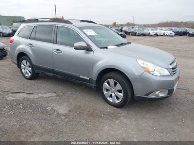 SUBARU OUTBACK 2011