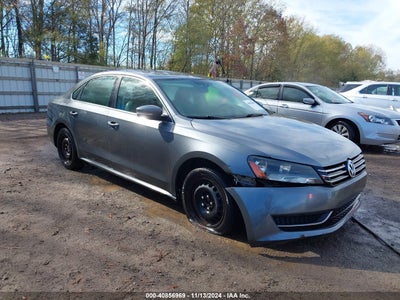VOLKSWAGEN PASSAT 2013