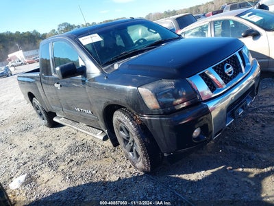 NISSAN TITAN 2013