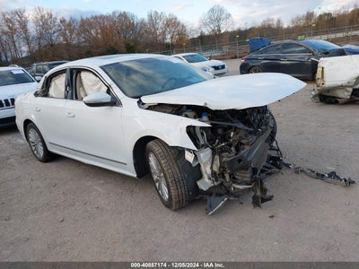 VOLKSWAGEN PASSAT 2016