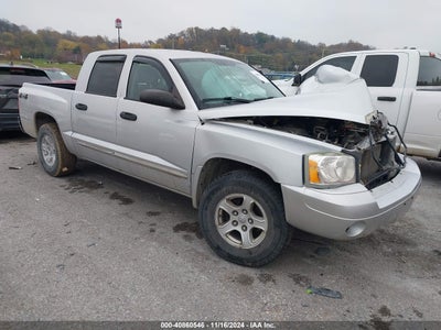 DODGE DAKOTA 2005