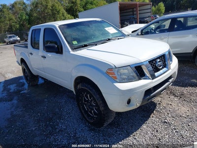 NISSAN FRONTIER 2015