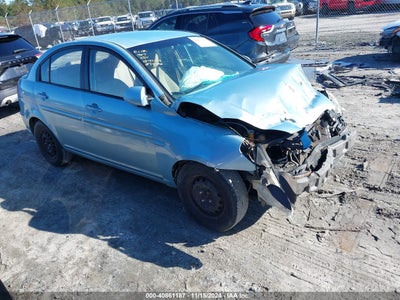 HYUNDAI ACCENT 2010