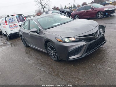 TOYOTA CAMRY 2021