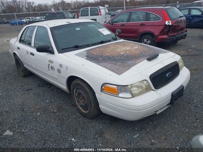 FORD CROWN VICTORIA 2003