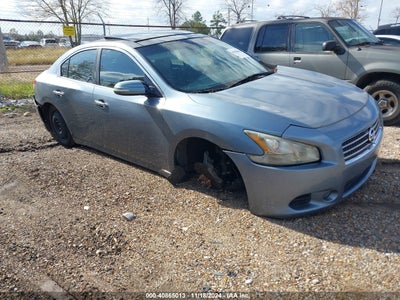NISSAN MAXIMA 2011