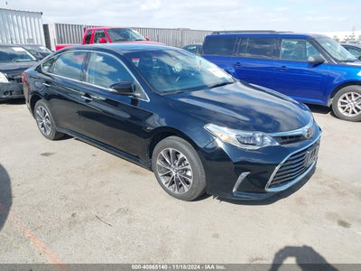 TOYOTA AVALON 2017