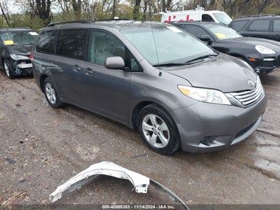 TOYOTA SIENNA 2014
