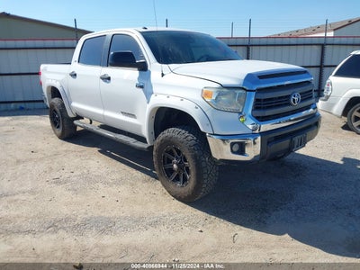 TOYOTA TUNDRA 2015
