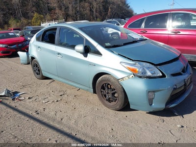TOYOTA PRIUS 2014