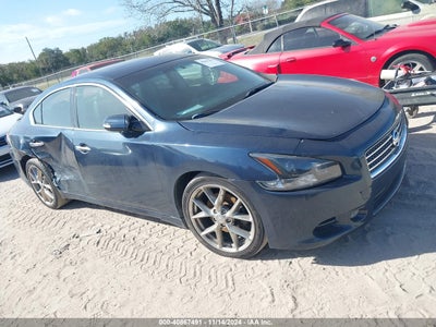 NISSAN MAXIMA 2010