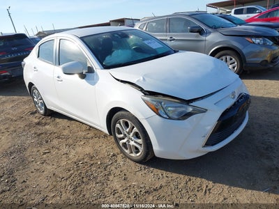 TOYOTA YARIS IA 2018
