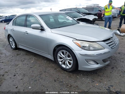 HYUNDAI GENESIS 2013