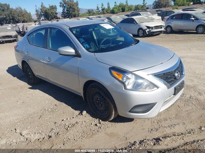 NISSAN VERSA 2017
