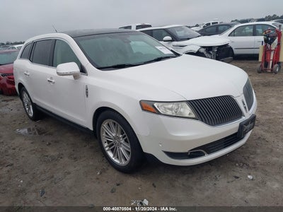 LINCOLN MKT 2014